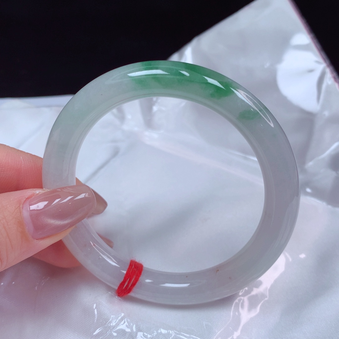 翡翠手镯未镶嵌手镯54