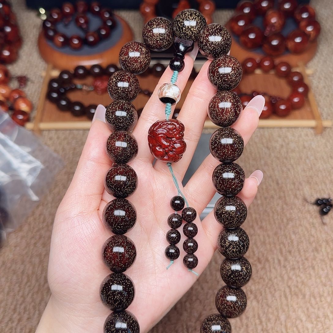 檀香紫檀（小叶紫檀）Q1.8