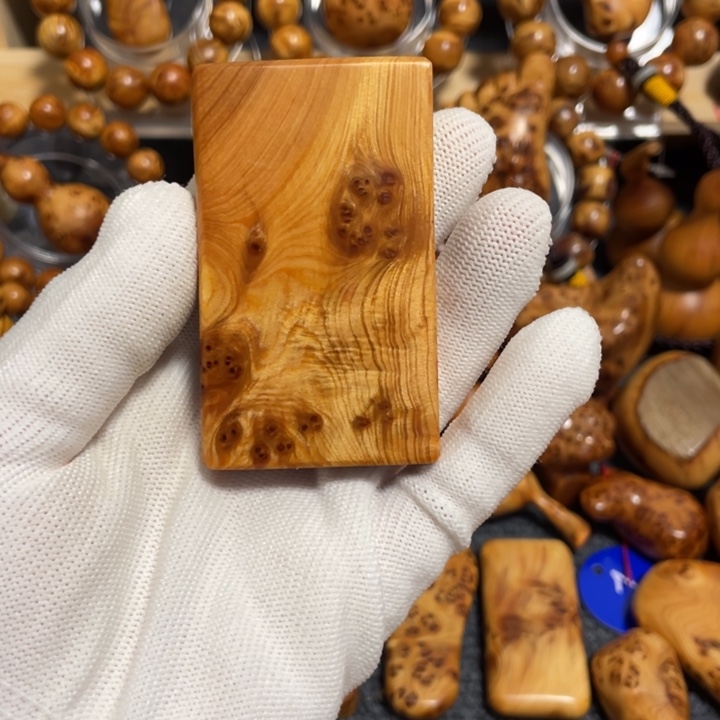 柏木用****5太行崖柏瘤疤无事牌