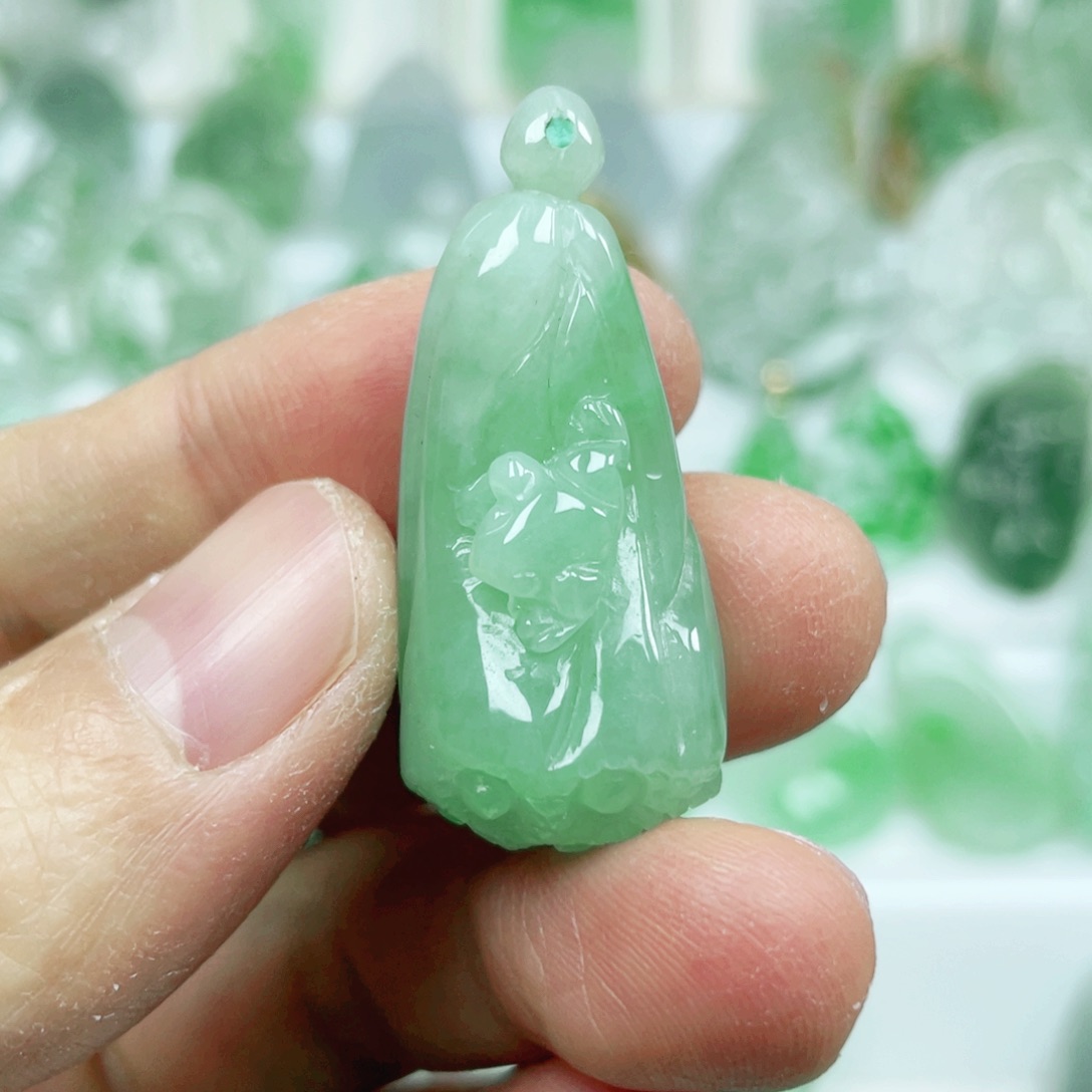 翡翠吊坠(不含链)未镶嵌
