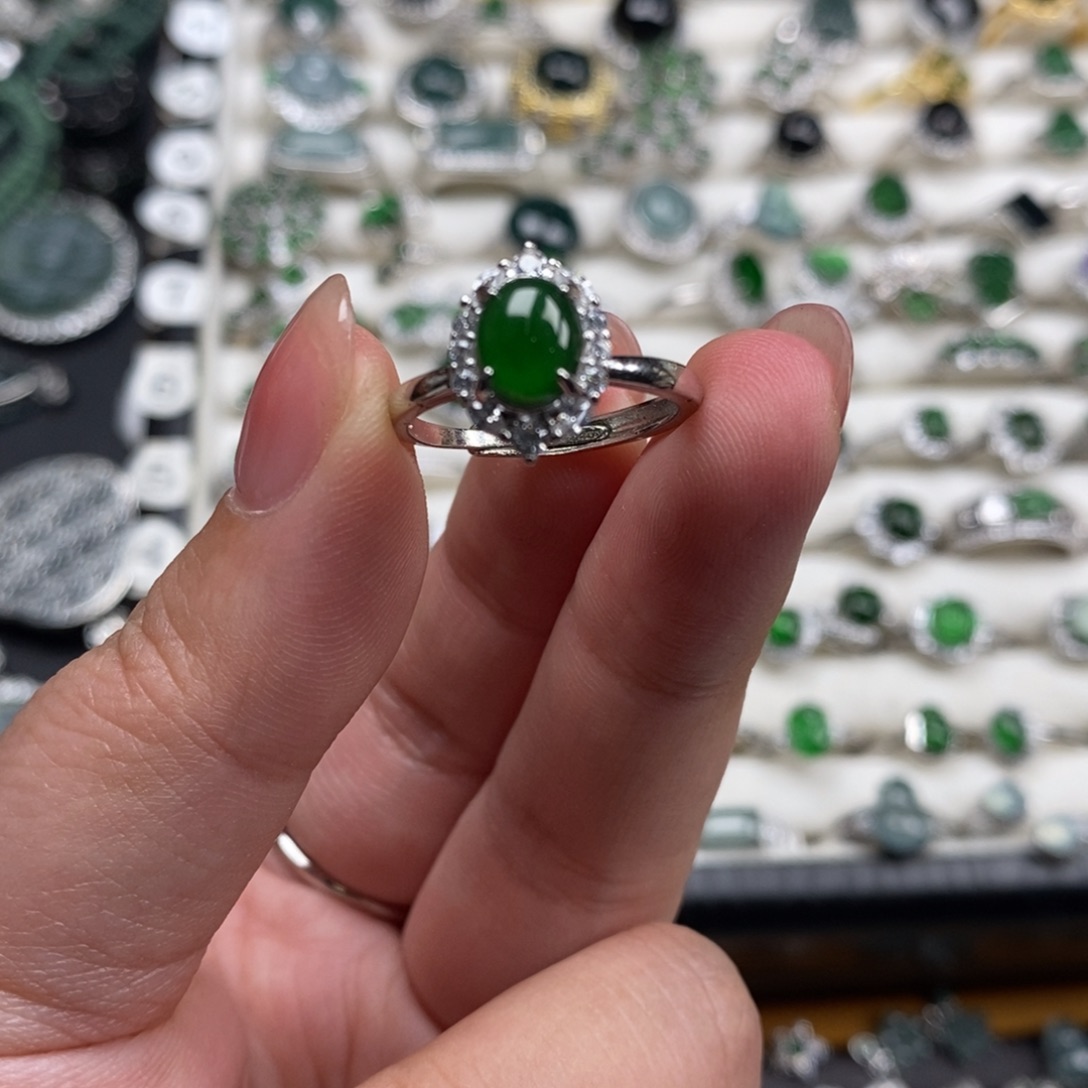 未镶嵌挂件翡翠翡翠