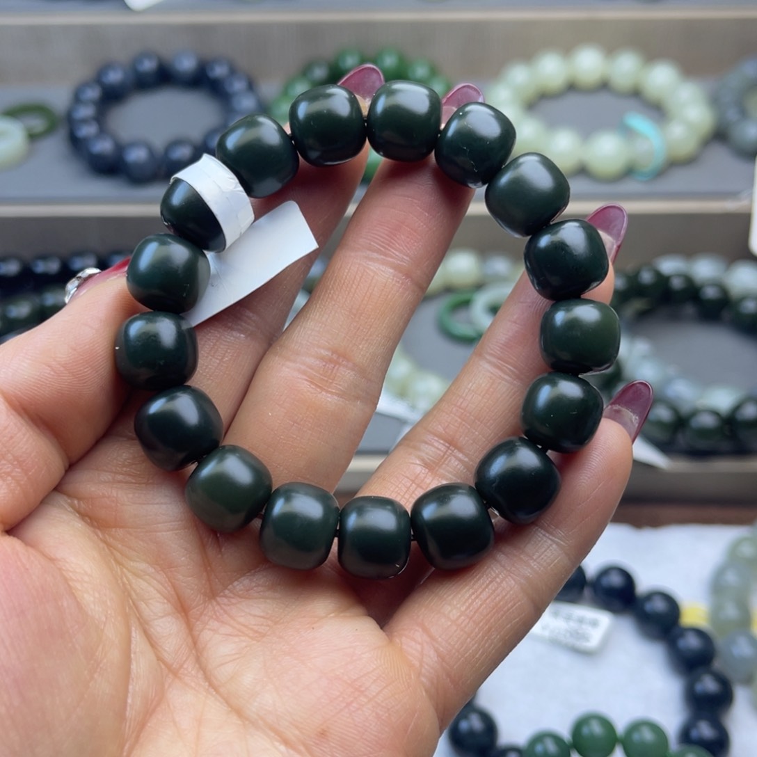 和田玉手链未镶嵌