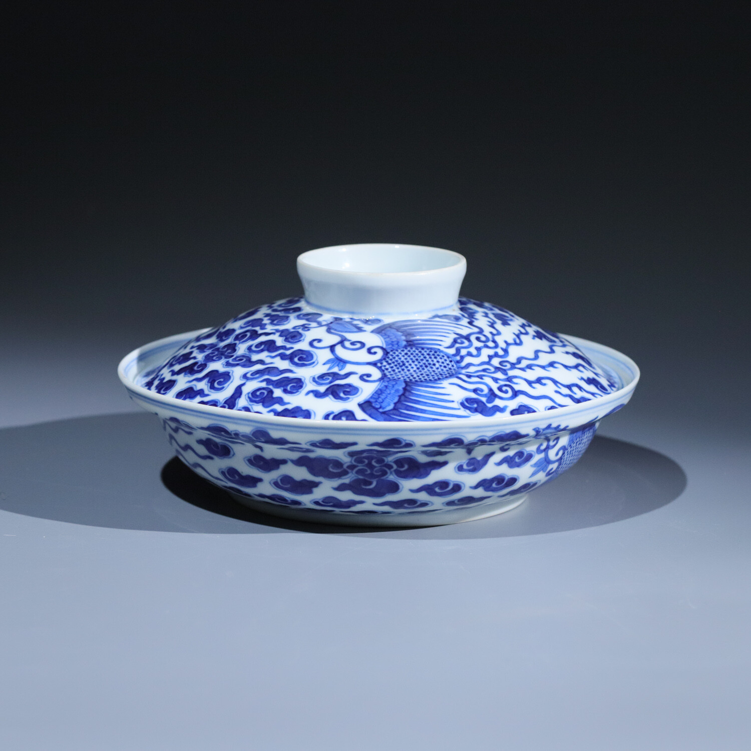 M25J8001098-清光绪（官）青花内外对头凤纹盖盒