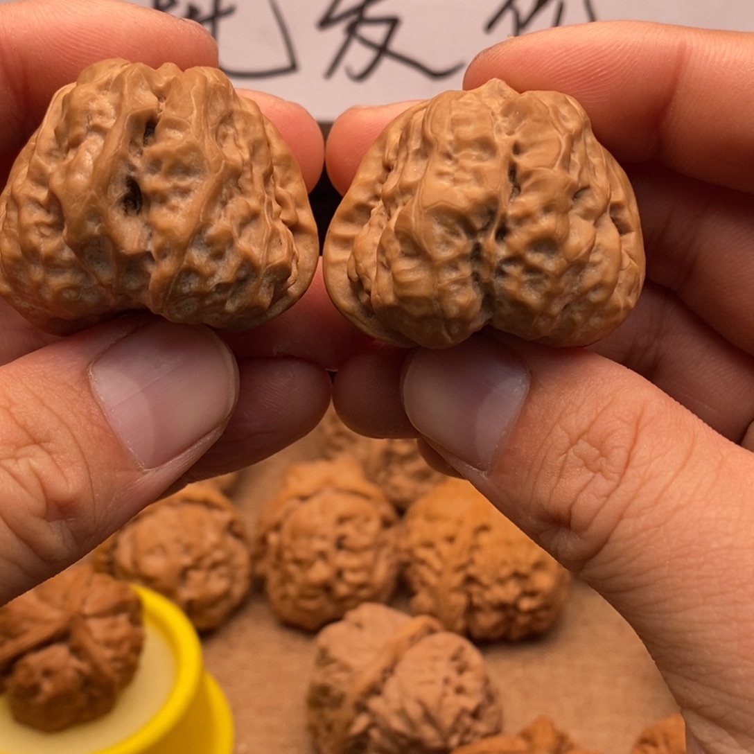 w***~吊坠桃核文玩核桃手把件蛤蟆头