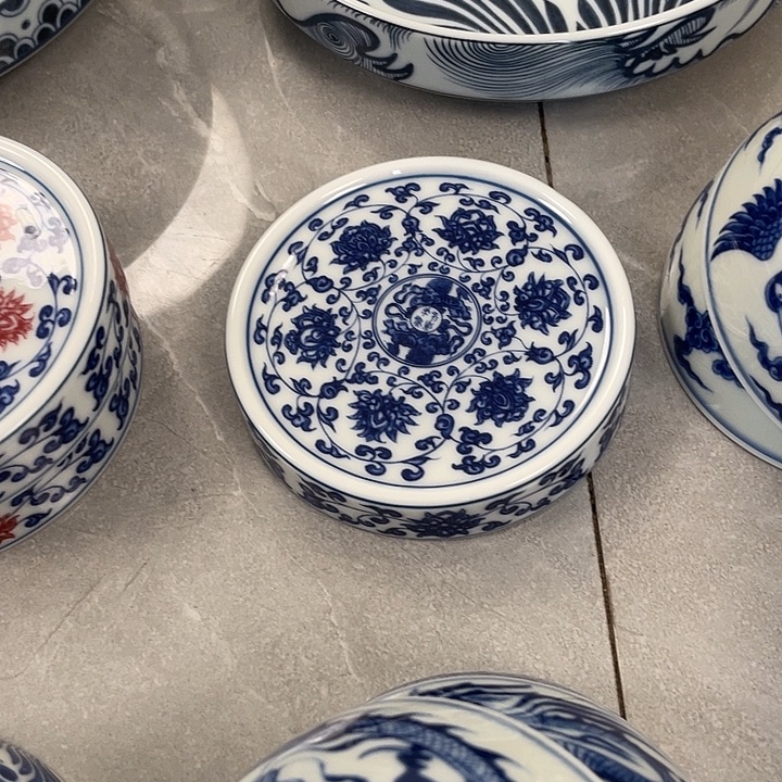 瓷片景德镇青花缠枝莲盖置