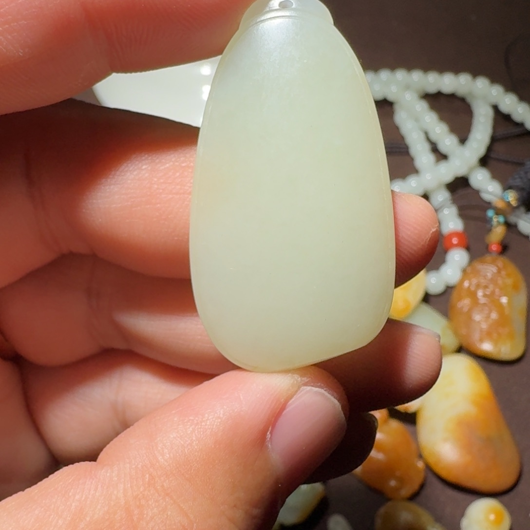 和田玉手链未镶嵌大**业