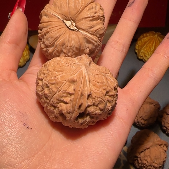 快***蛙文玩核桃吊坠gghhh