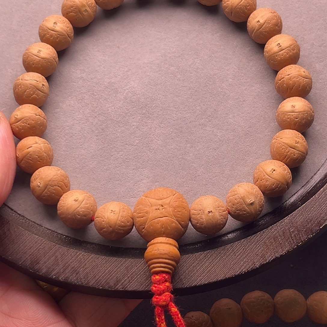 浅***拥凤眼菩提吊坠尼泊尔凤眼