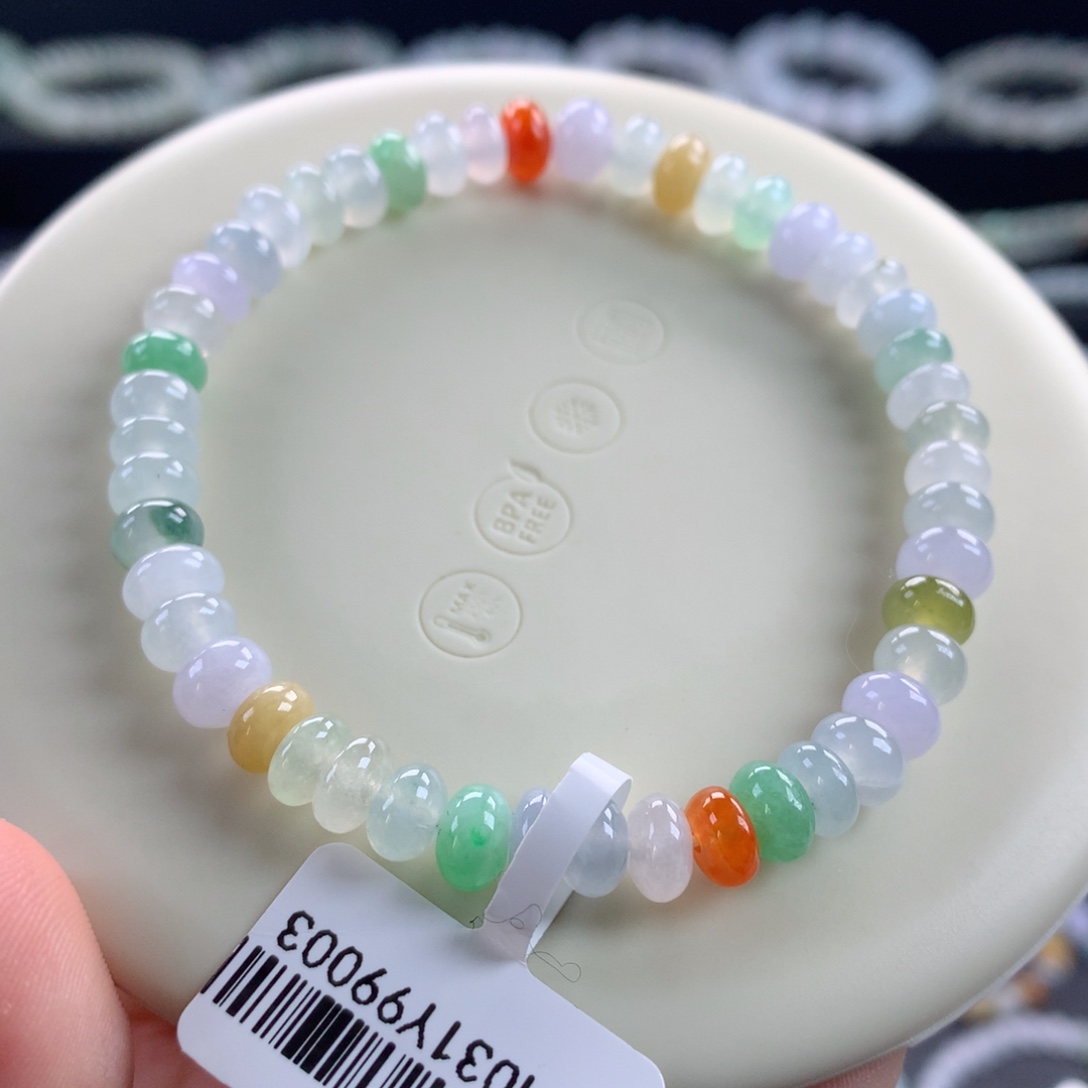 D***.翡翠未镶嵌手链卡6.3