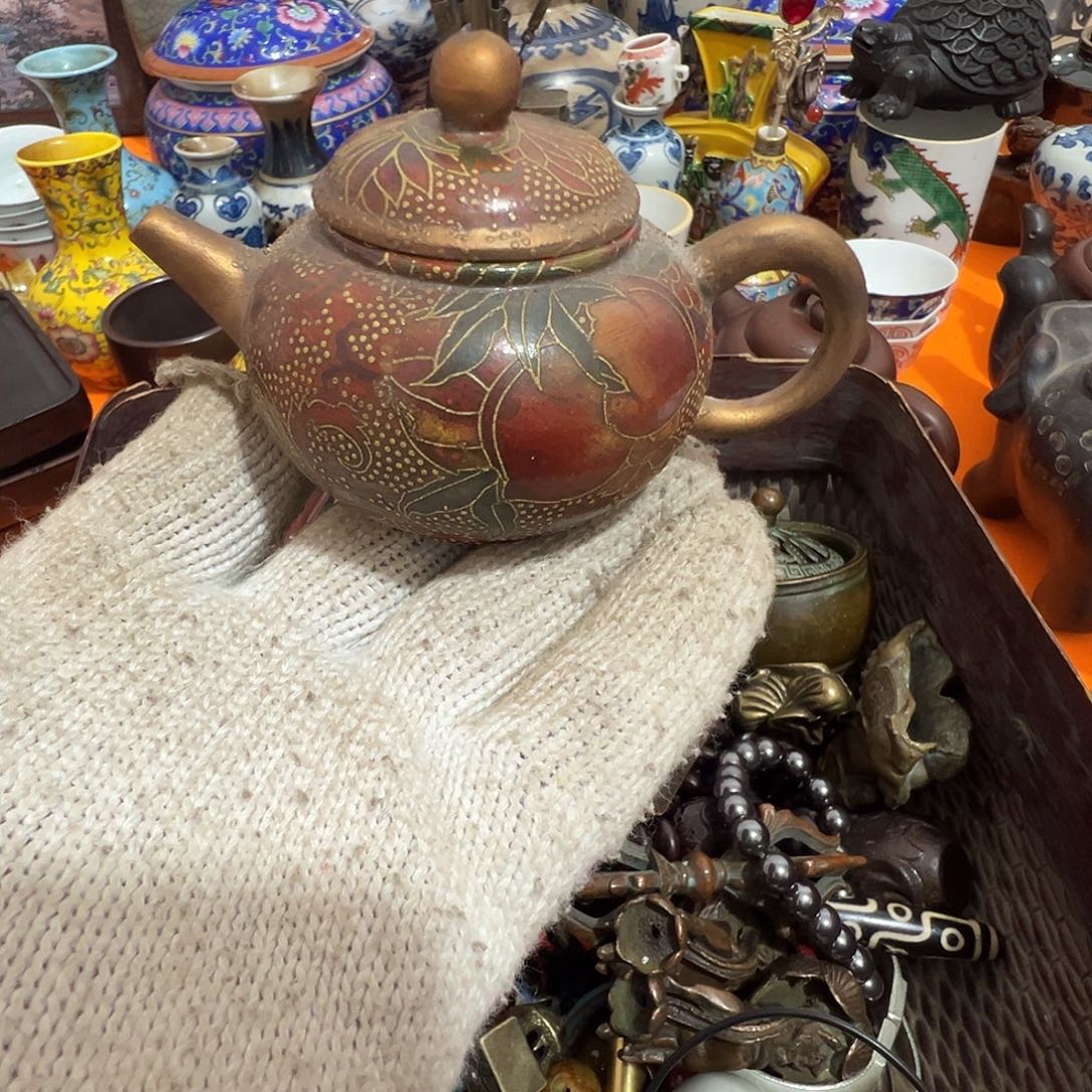 赢***中紫砂壶我也不知道怎么了