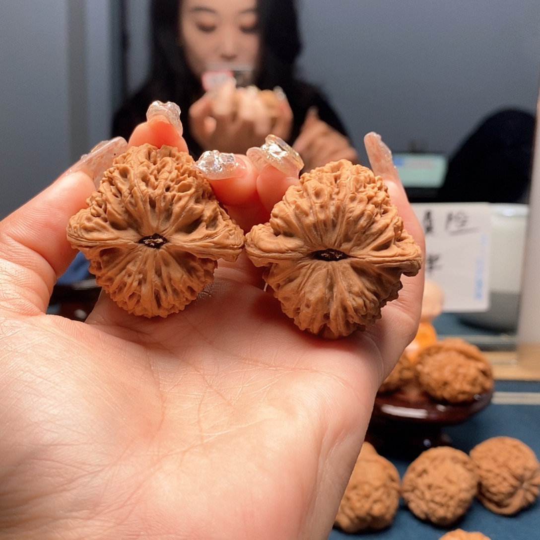 文玩核桃把件南疆42