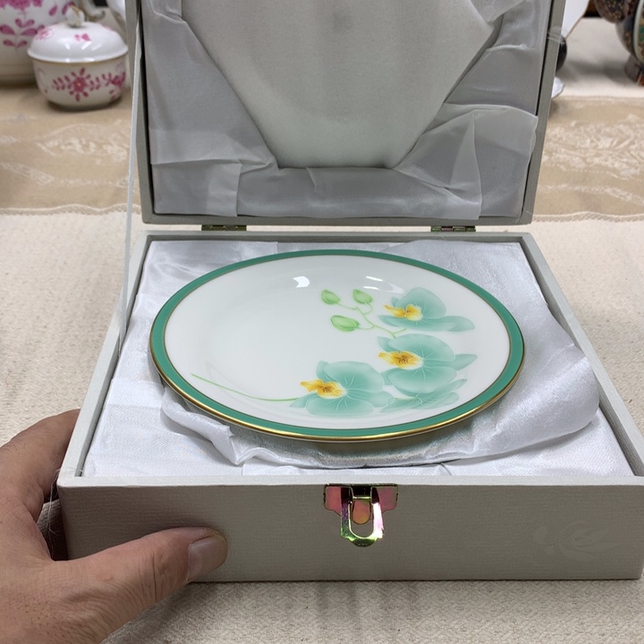 瓷片这首单曲的歌