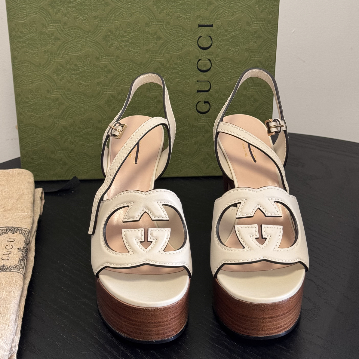 未使用 GUCCI/古驰 Gucci双G高跟鞋 