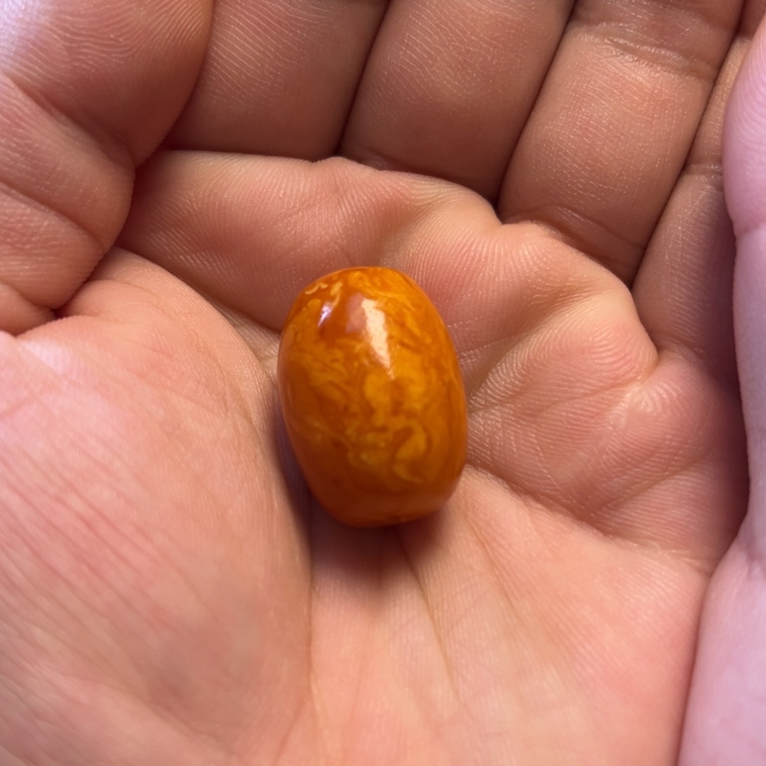 蜜蜡吊坠(不含链)未镶嵌