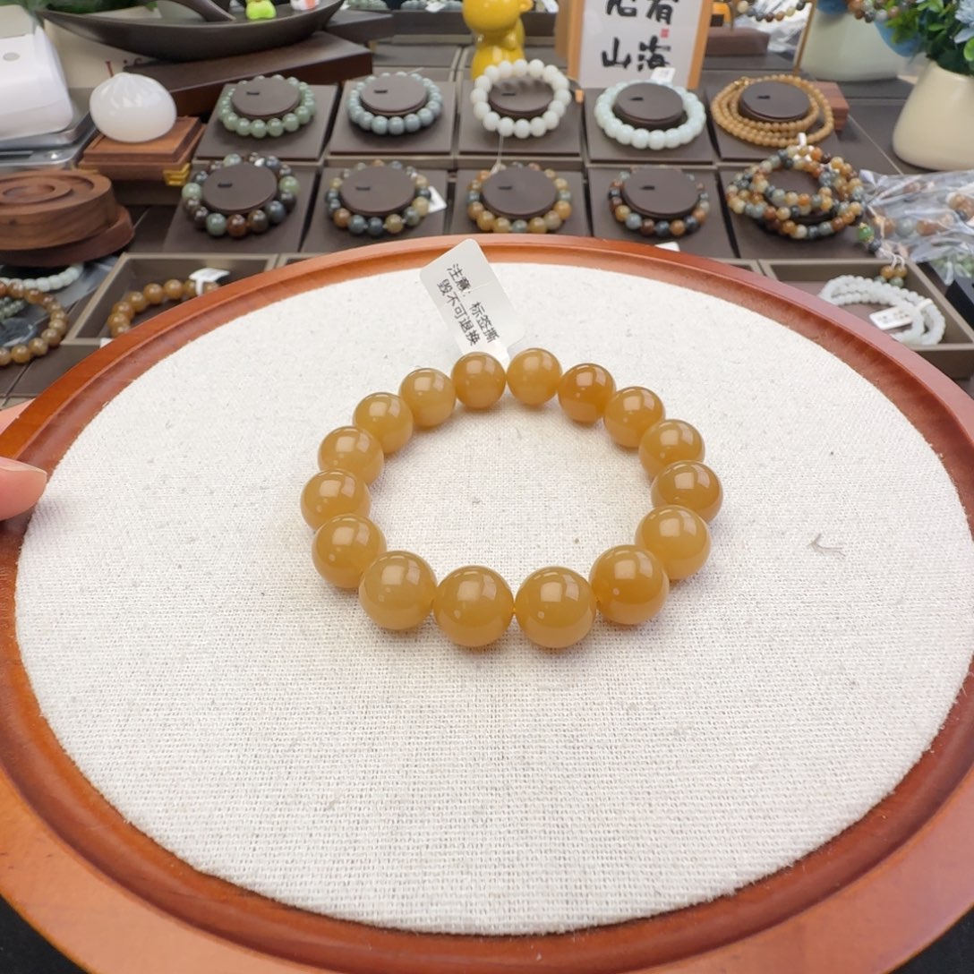 和田玉未镶嵌手链卡12且末金山黄金糖过眼过灯货头，3-2