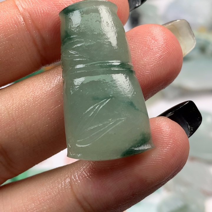 定制翡翠未镶嵌翡翠