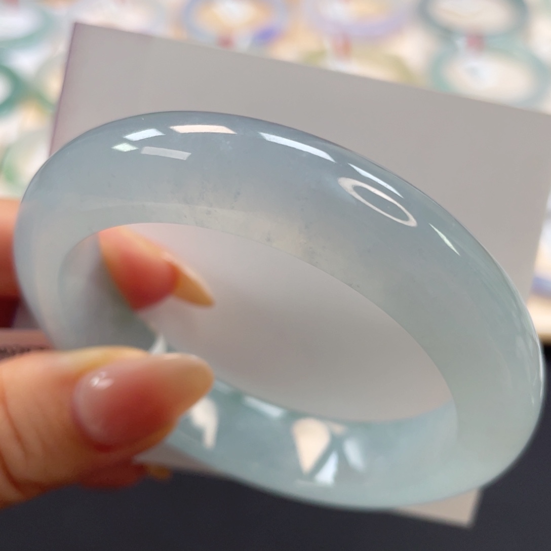 翡翠未镶嵌手镯1号玻璃蓝