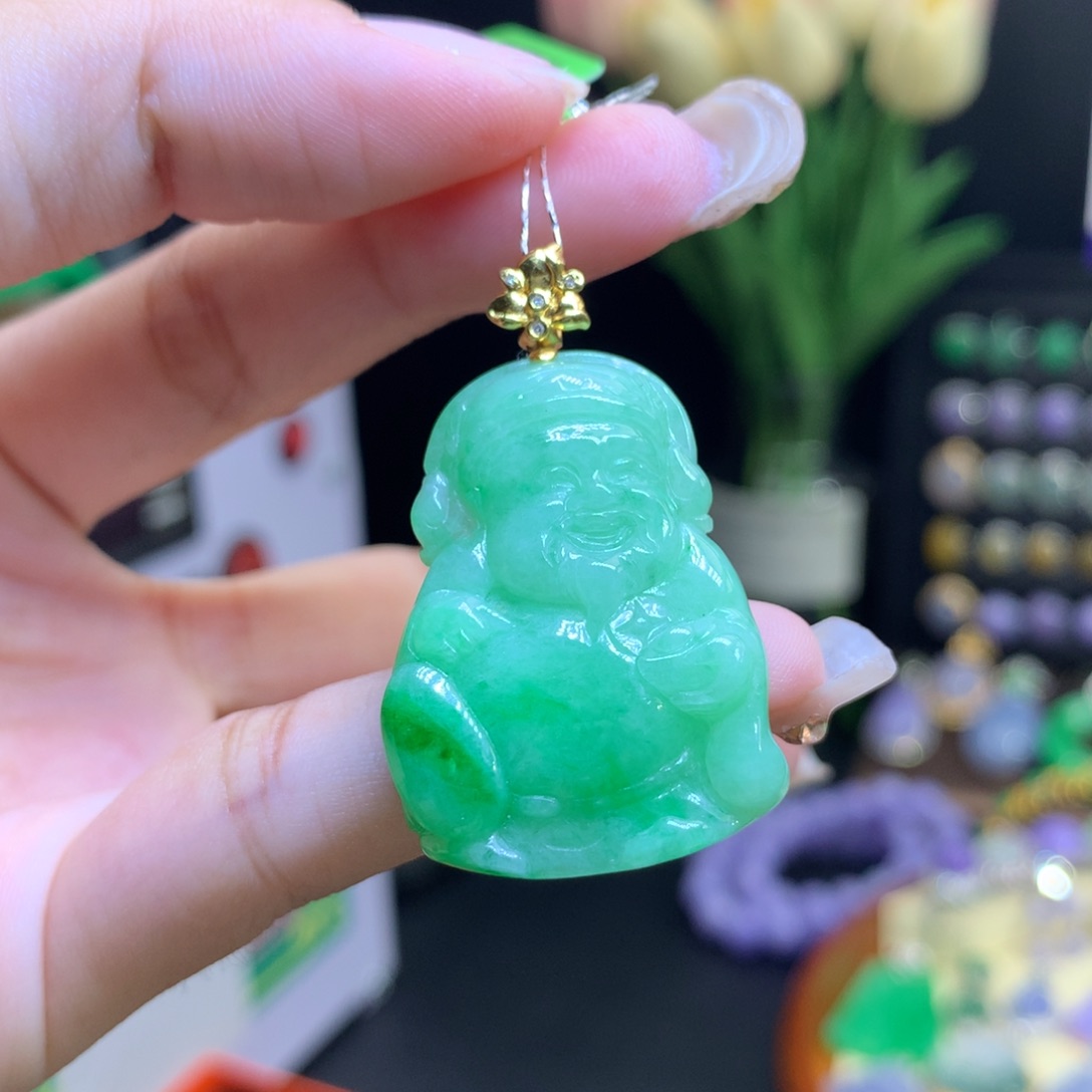 翡翠18K金镶嵌颈饰