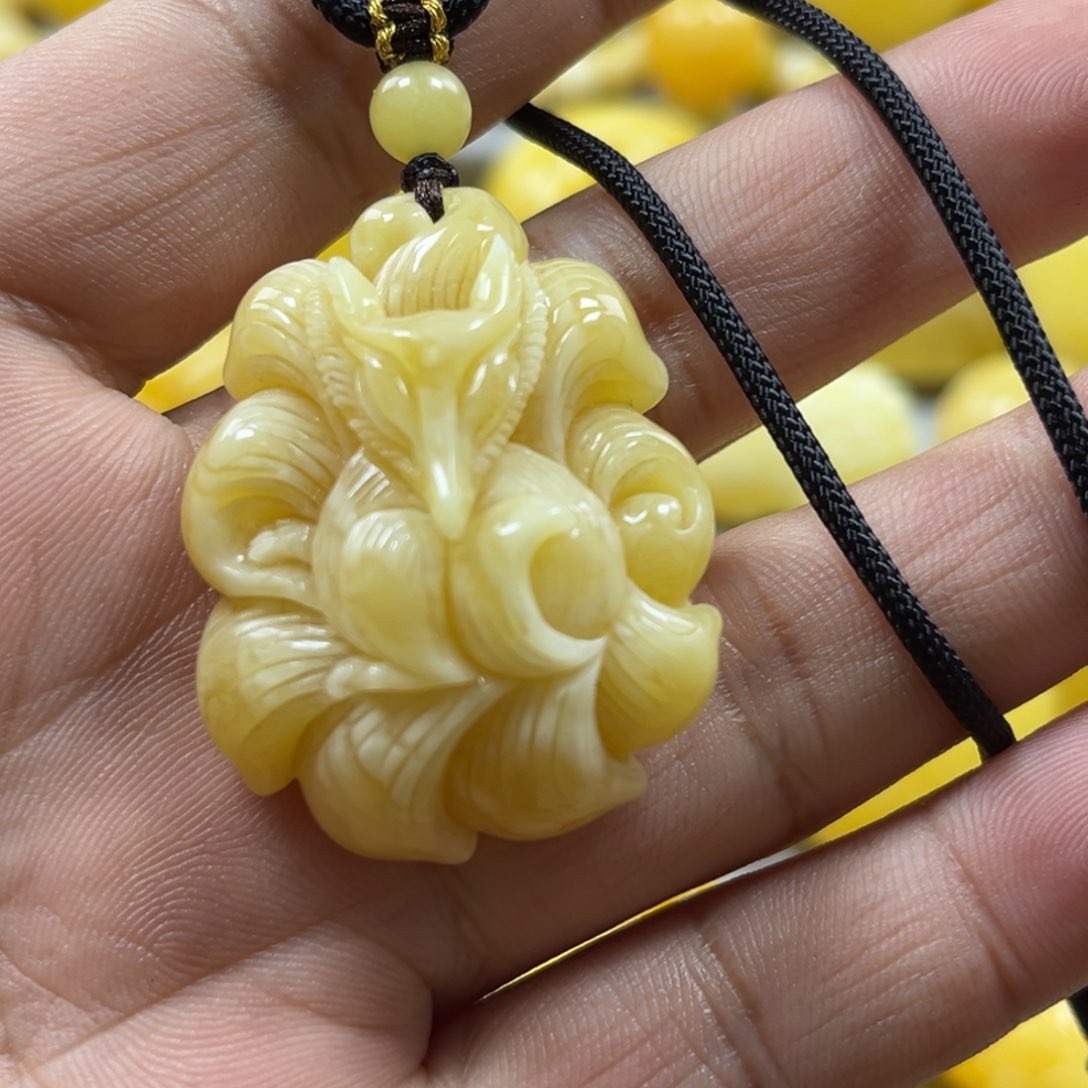 未镶嵌蜜蜡珠宝奇石