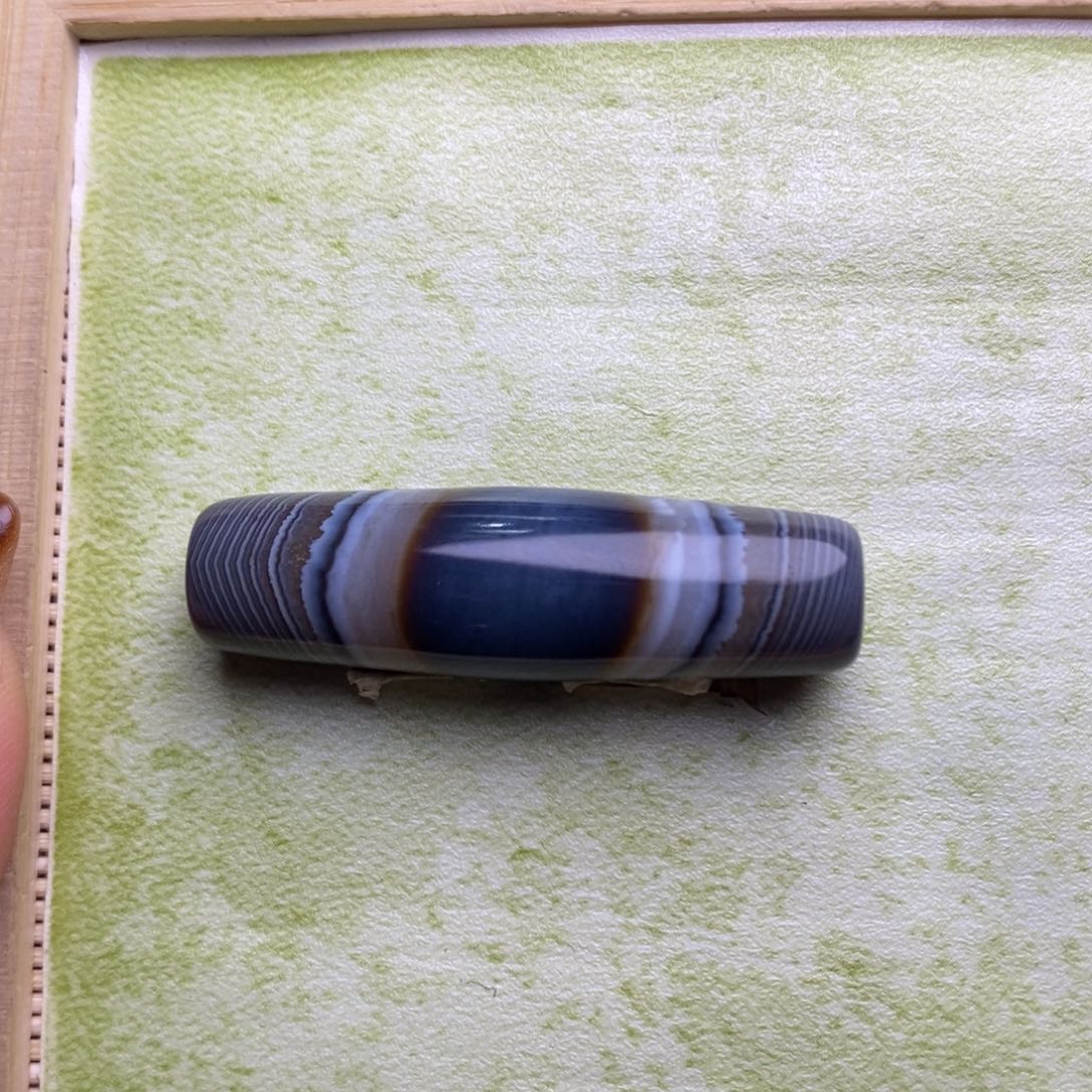 q***n玛瑙/玉髓未镶嵌珠宝半成品