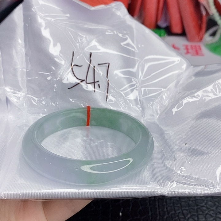 翡翠手镯未镶嵌一图一物实物为准