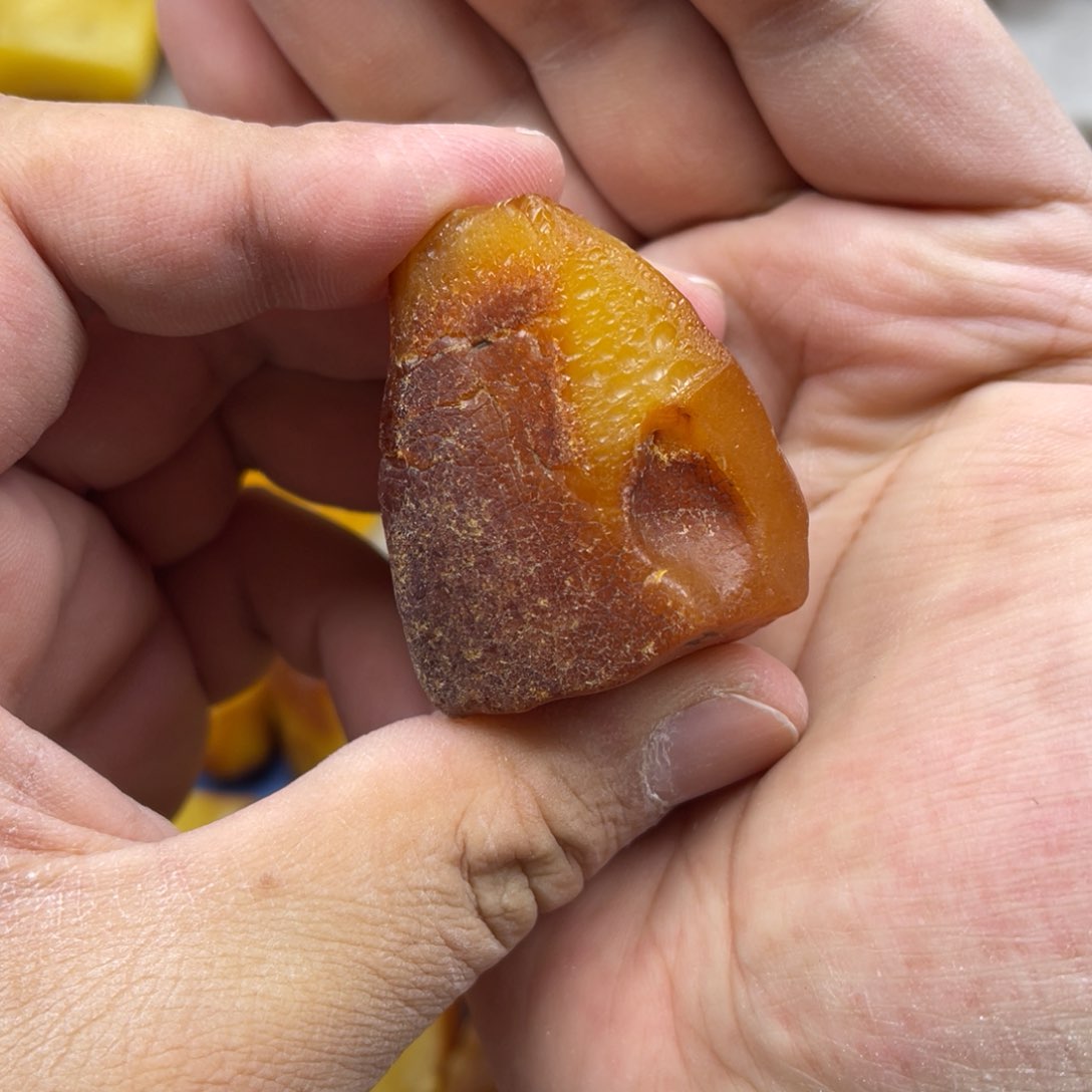 定制蜜蜡未镶嵌Φ*原石