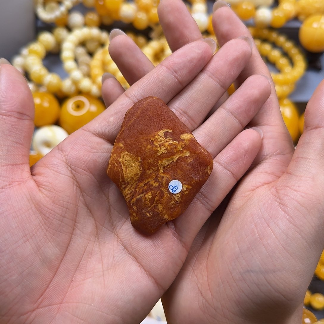 琥珀珠宝奇石未镶嵌