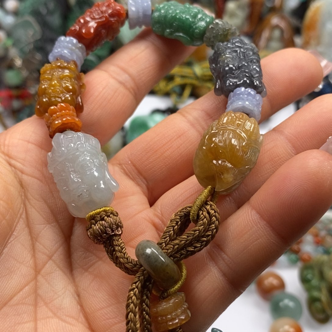 翡翠手链未镶嵌殊**海