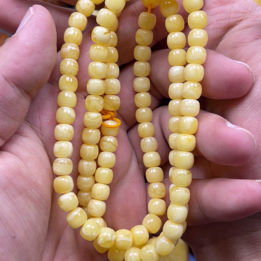 蜜蜡裸石未镶嵌老型