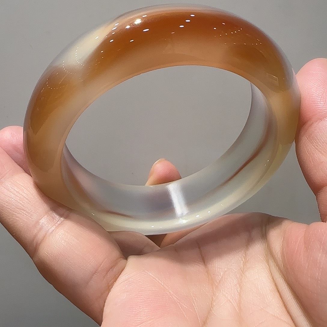 仙****玛瑙/玉髓手镯未镶嵌