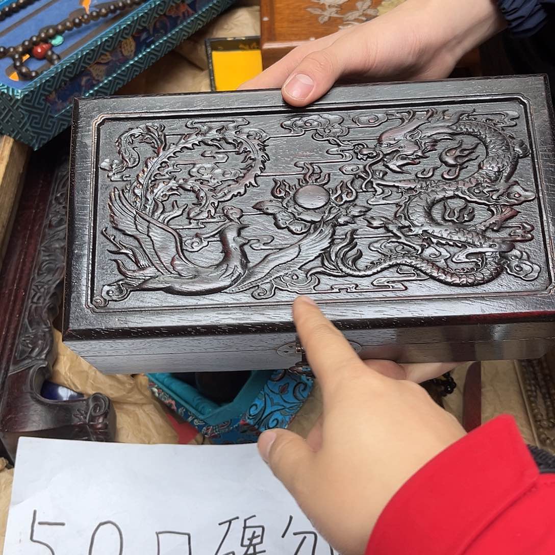 大叶紫檀（黑酸枝木类）