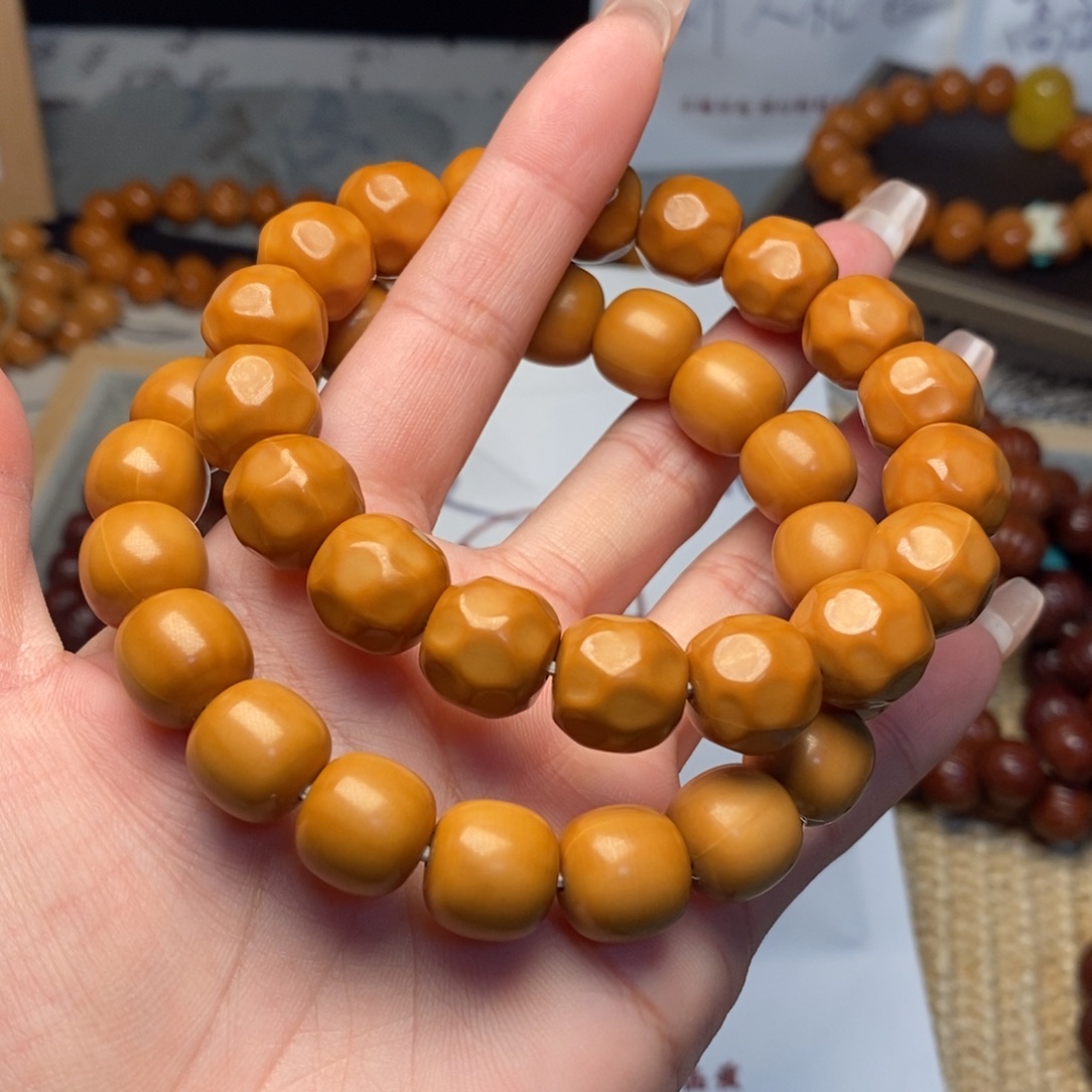 猴头核桃手串老型奶酪