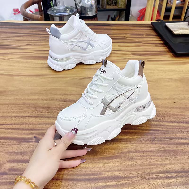 冬季2025内增高老爹鞋女韩版时尚百搭7公分保暖皮面休闲运动鞋