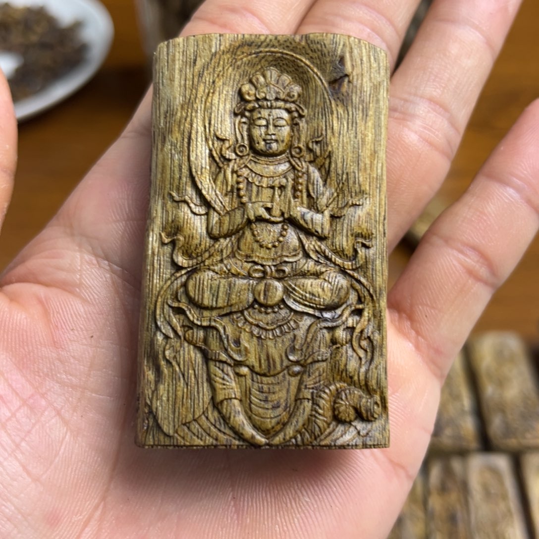 沉香沉香碎屑牌凹身品种