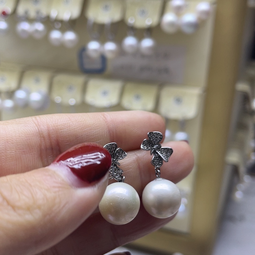 银S925镶嵌耳饰淡水珍珠