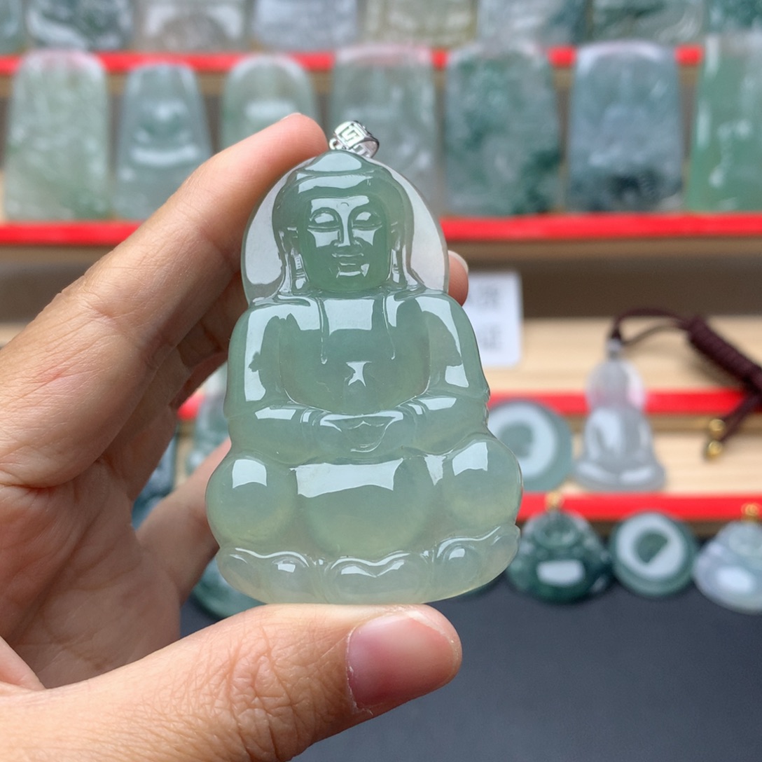 翡翠颈饰18K金镶嵌八*?观音