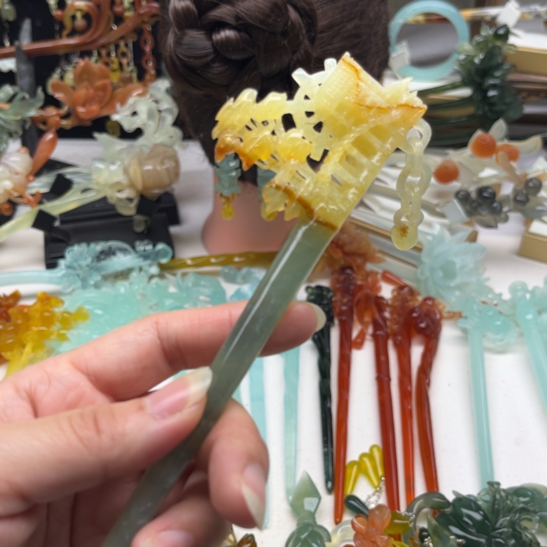 蛇纹石玉发饰合金