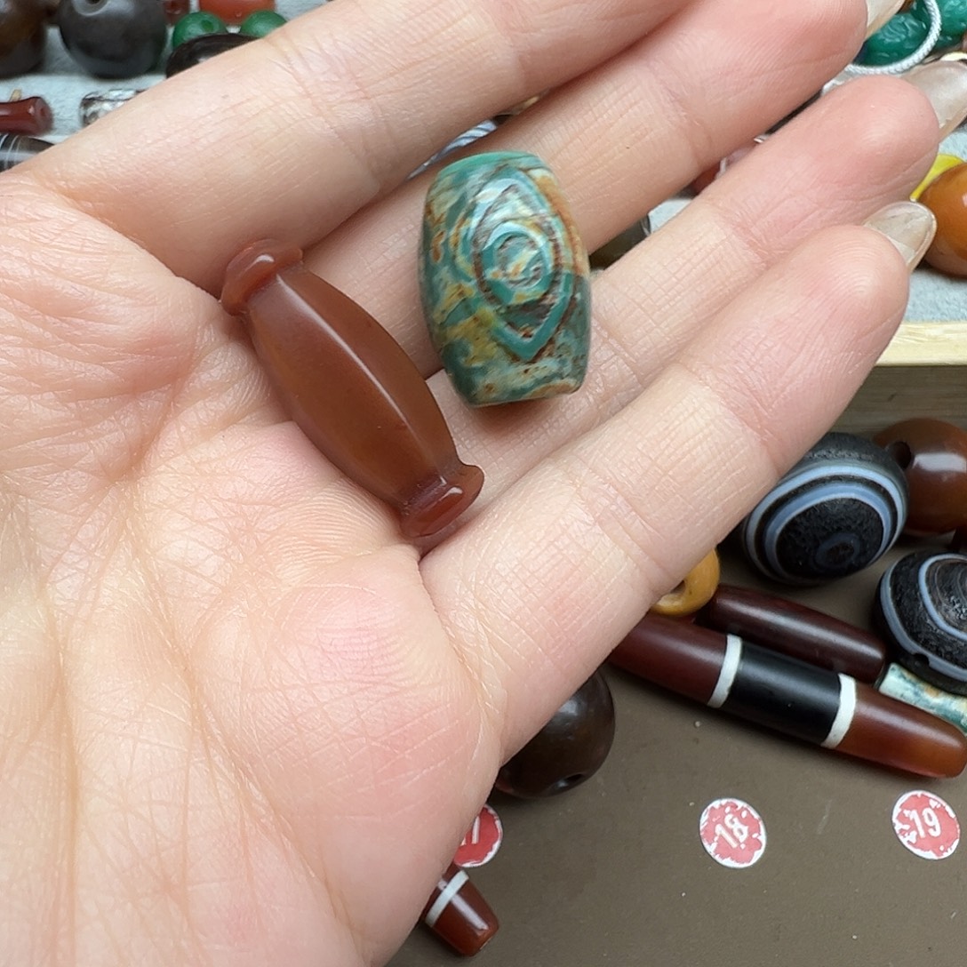 玛瑙/玉髓未镶嵌珠宝半成品