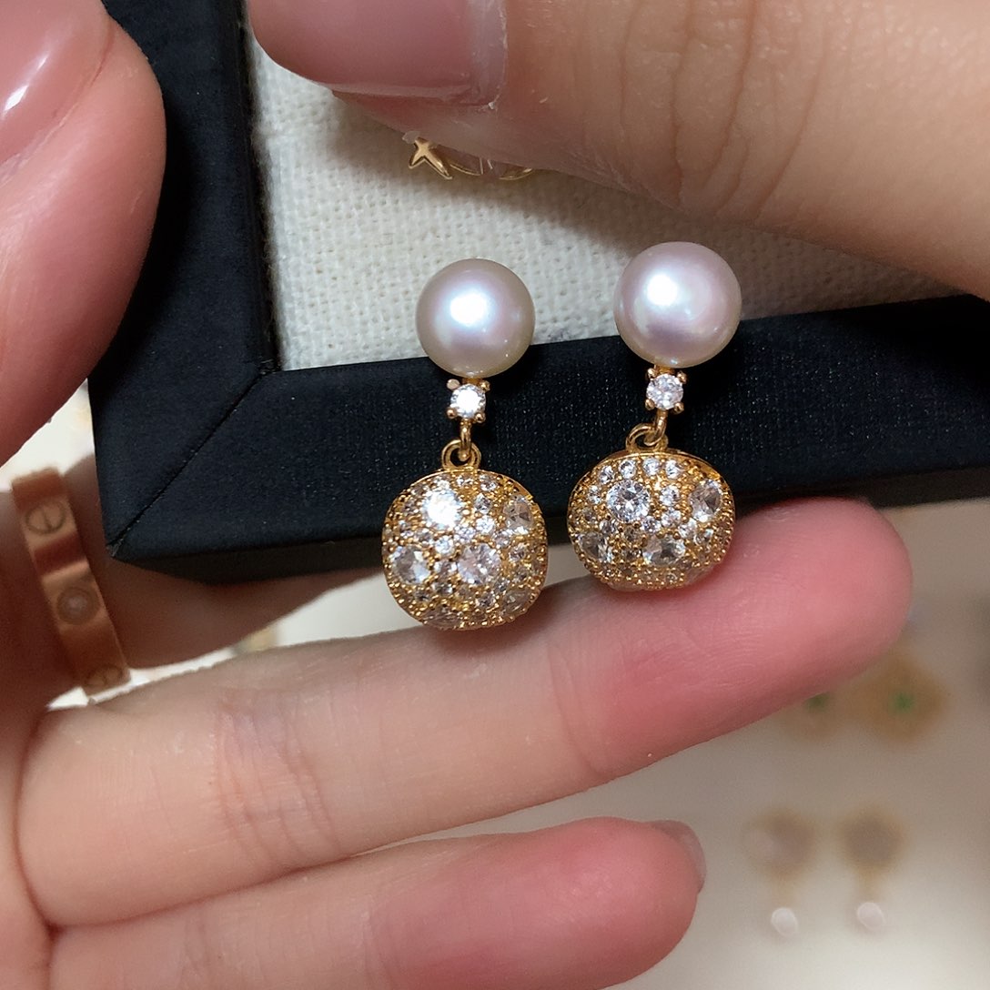 淡水珍珠耳饰合金