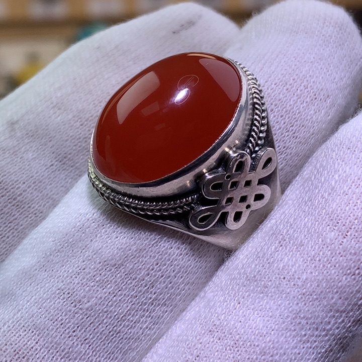 清***开南红玛瑙足银镶嵌戒指