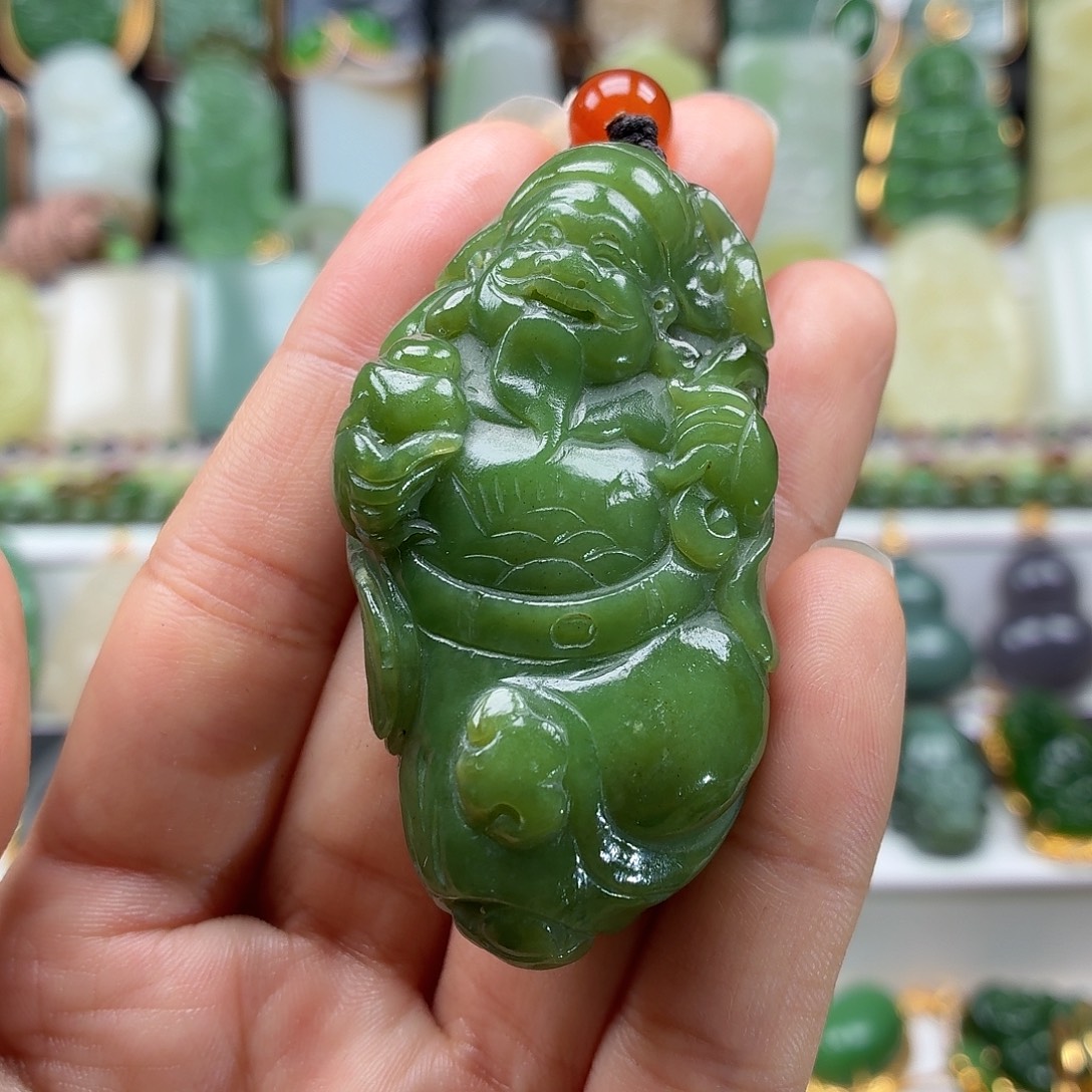 和田玉未镶嵌颈饰大漏