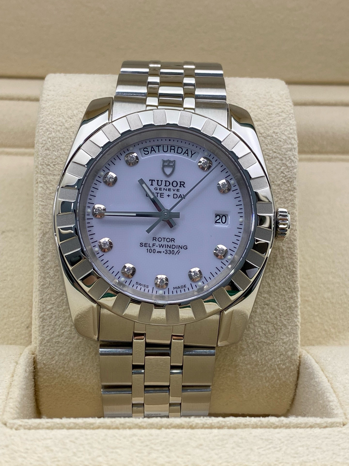95新 TUDOR/帝舵 经典23010/单表/白盘钻刻/41mm/男士腕表