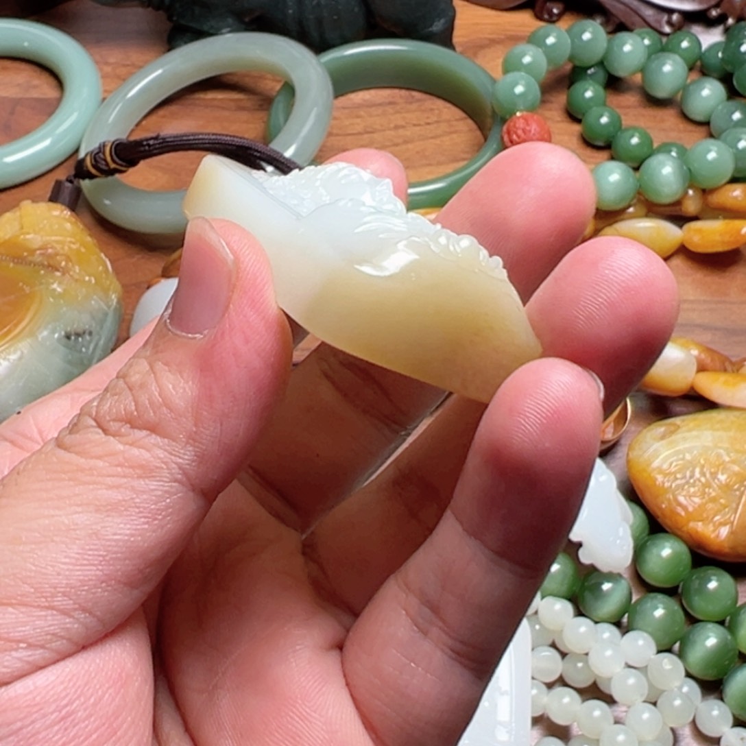 和田玉手链未镶嵌