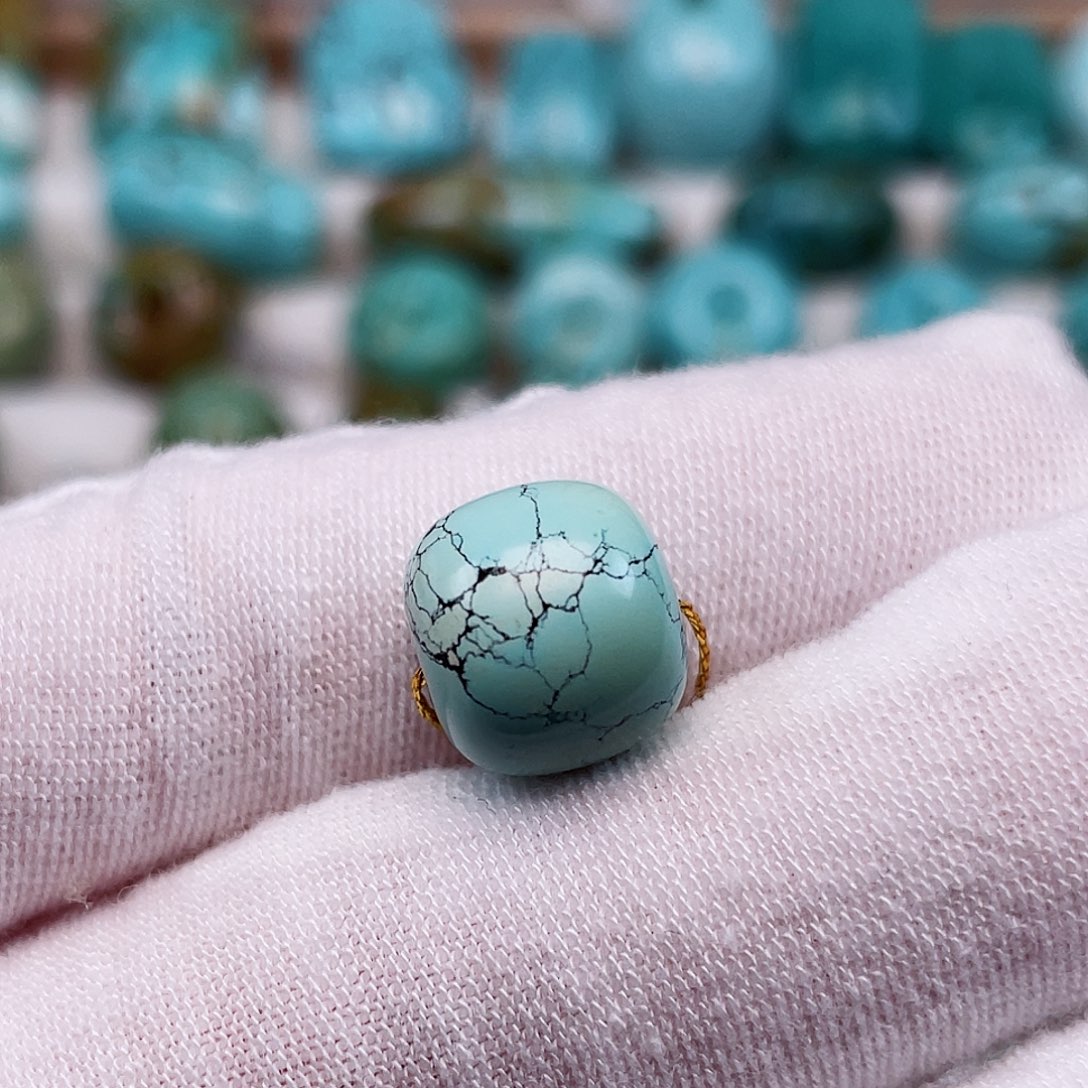 绿松石未镶嵌配饰崩**了