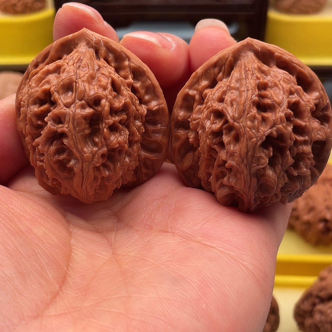 文玩核桃把件水龙纹