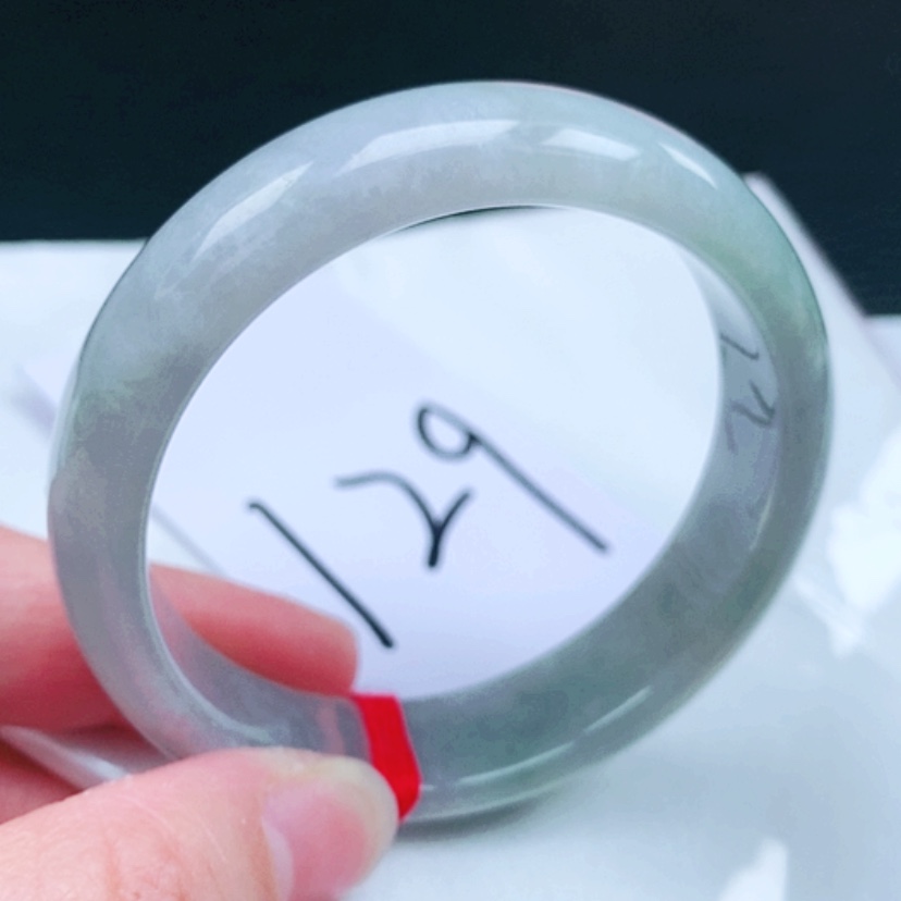 【闪购商品】翡翠手镯未镶嵌57圈