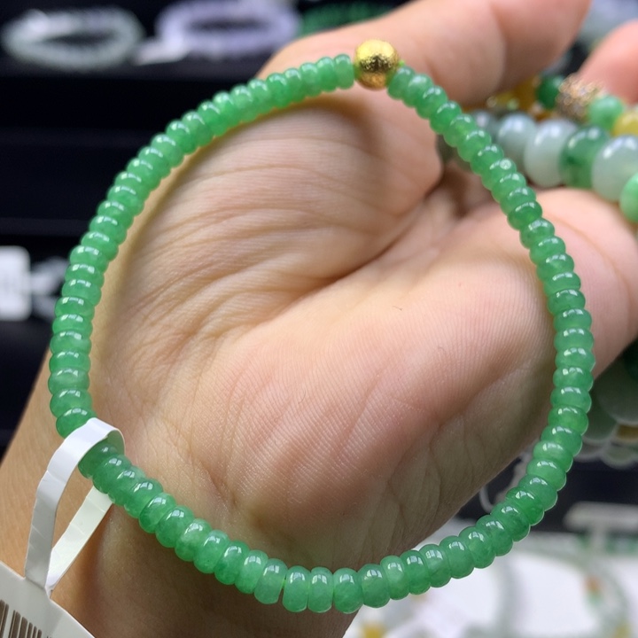 未镶嵌手串翡翠卡4