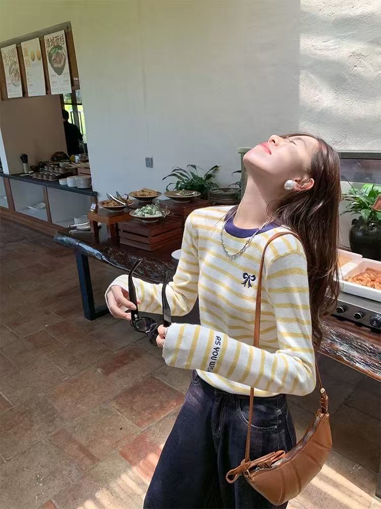 韩系黄色条纹蝴蝶结长袖修身休闲百搭减龄打底上衣25143