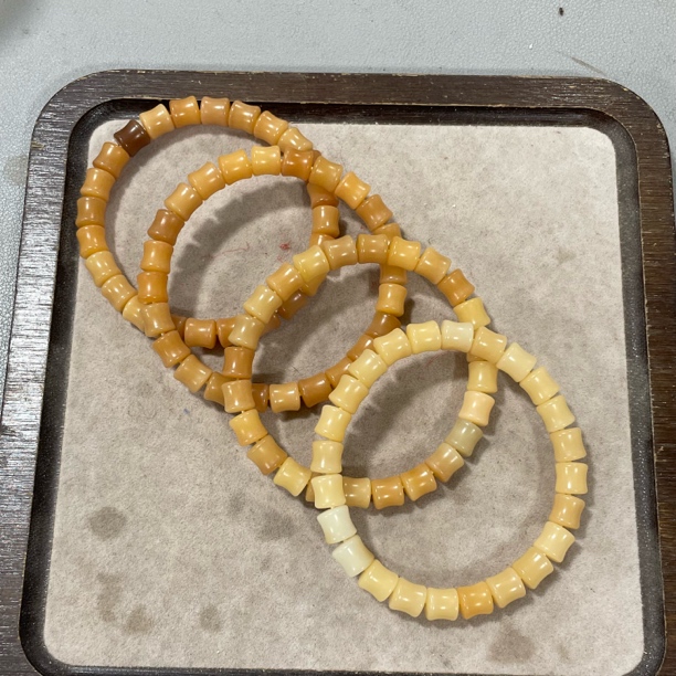 P337陈籽菩提竹节卡0.8单圈手串（底色多样，发货发其一）