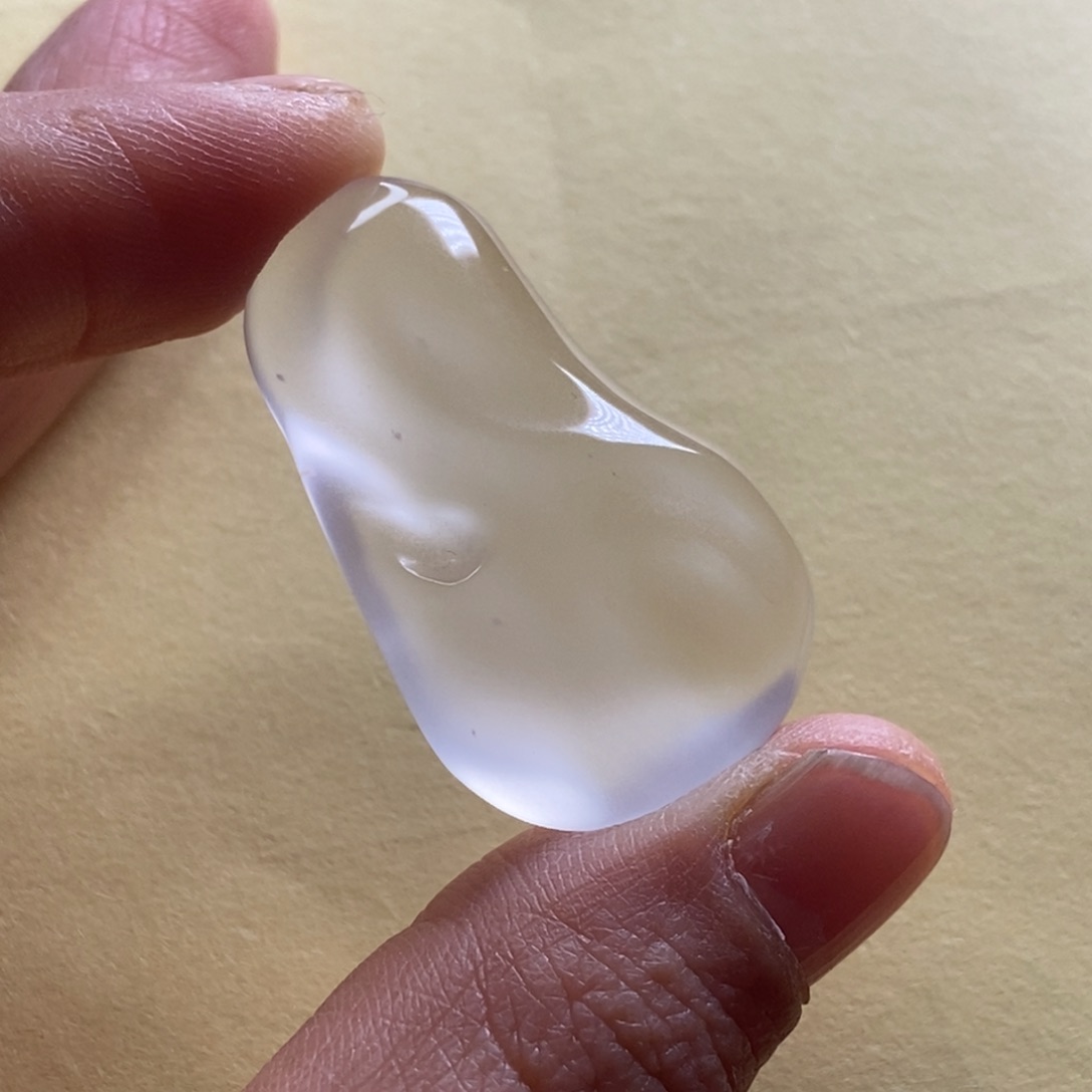 石英质玉颈饰未镶嵌